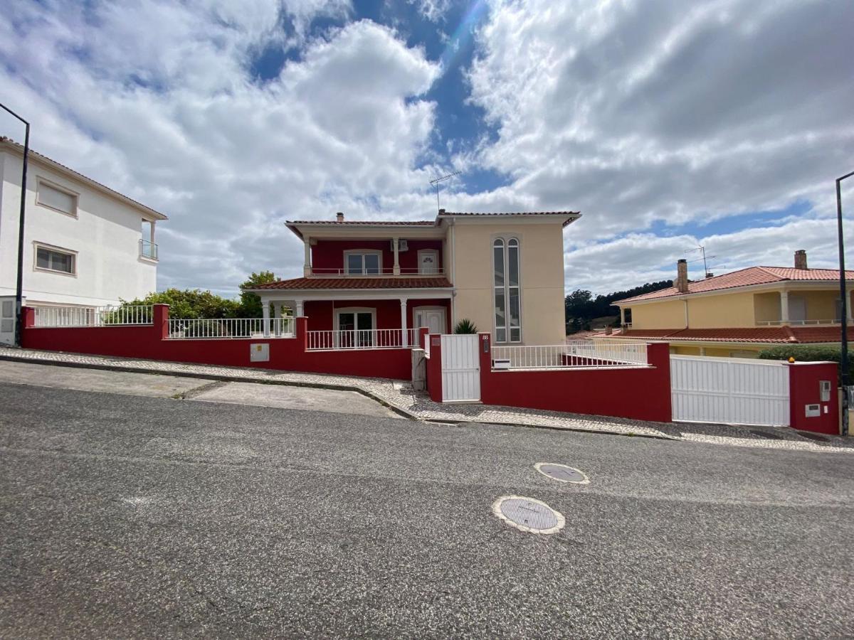 Apartamento Amazing Scorpion'S House Leiria Exterior foto